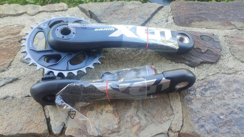Karbonové kliky SRAM X01 DUB sb+ 170mm