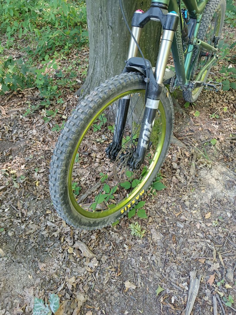 Santa Cruz nomad 