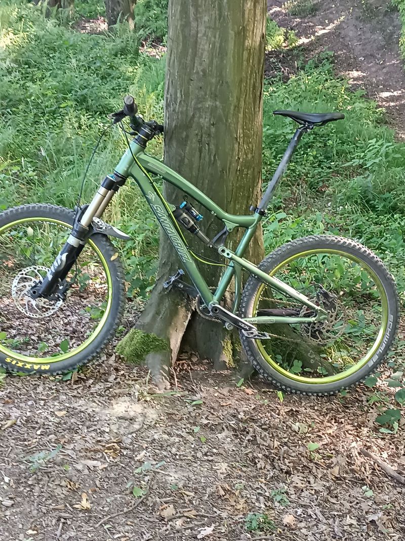 Santa Cruz nomad 
