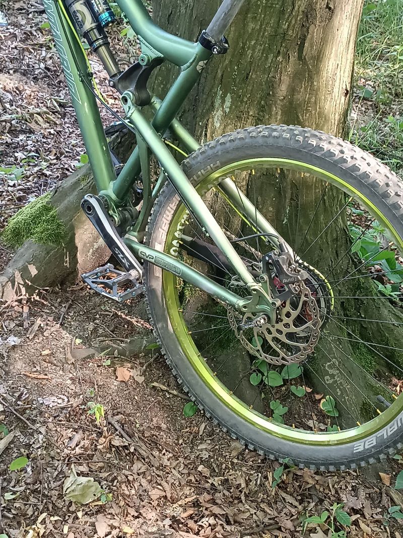 Santa Cruz nomad 