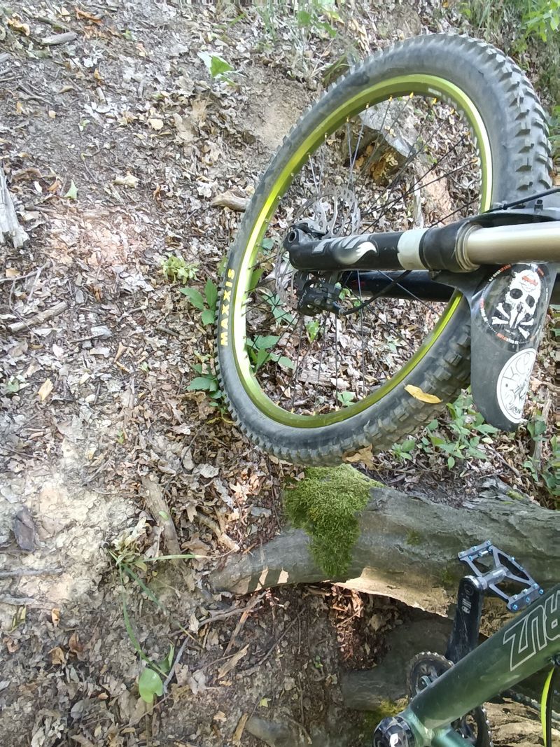 Santa Cruz nomad 