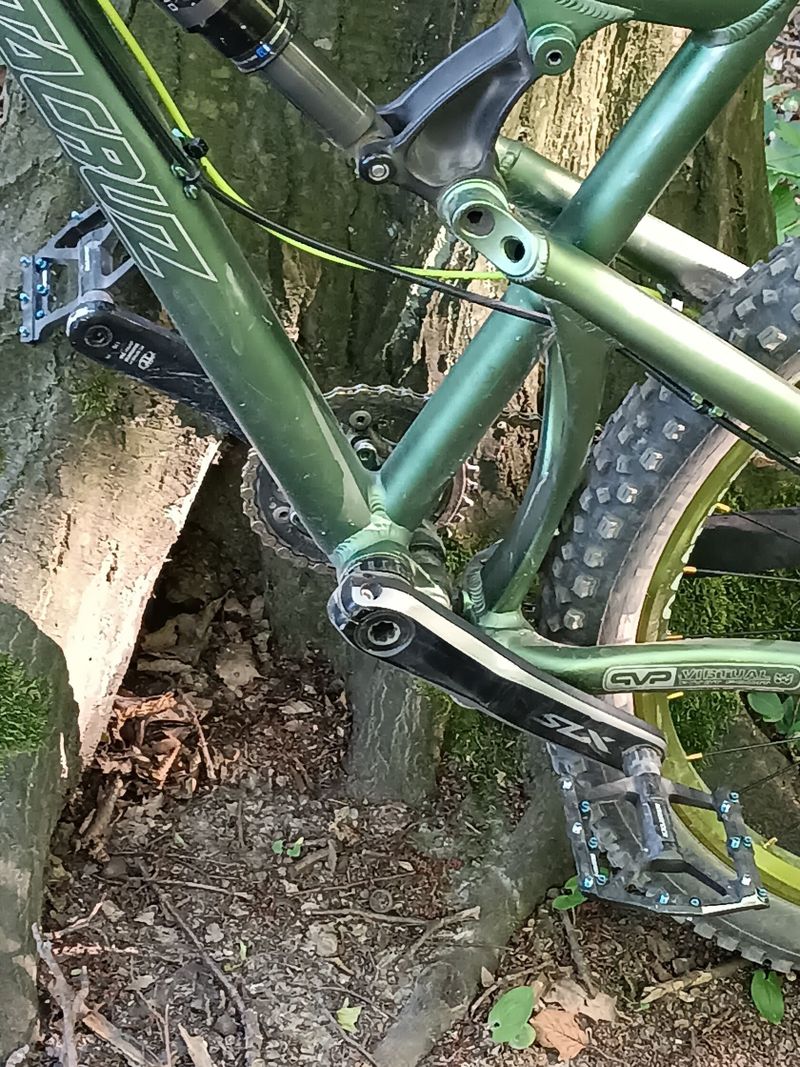 Santa Cruz nomad 