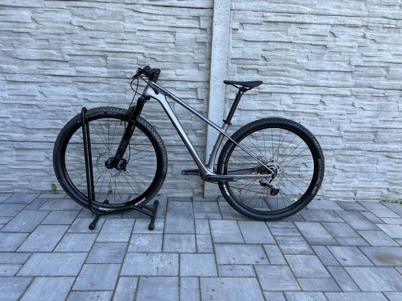 Scott scale 910 contessa < 100 km