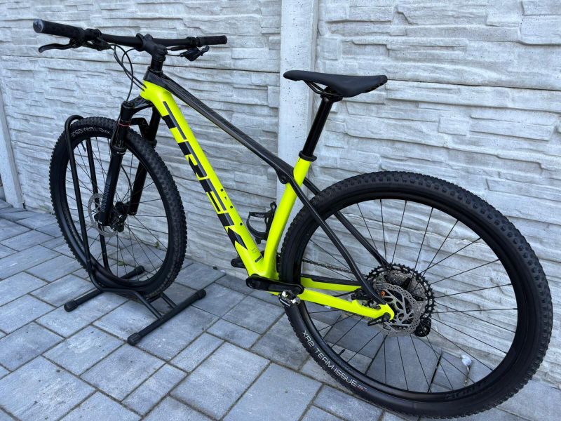 Trek procaliber 9.6. < 300 km