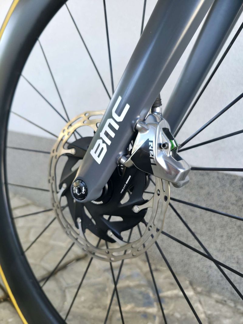 Silniční kolo BMC Teammachine SLR01 ONE Carbon 2020 SRAM RED eTap