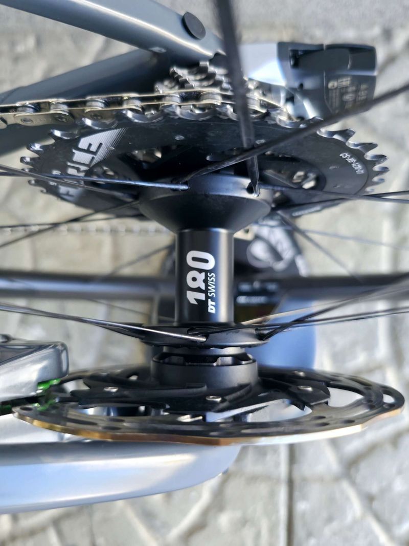 Silniční kolo BMC Teammachine SLR01 ONE Carbon 2020 SRAM RED eTap