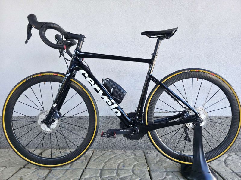 Silniční kolo Cervélo Caledonia Carbon 2022