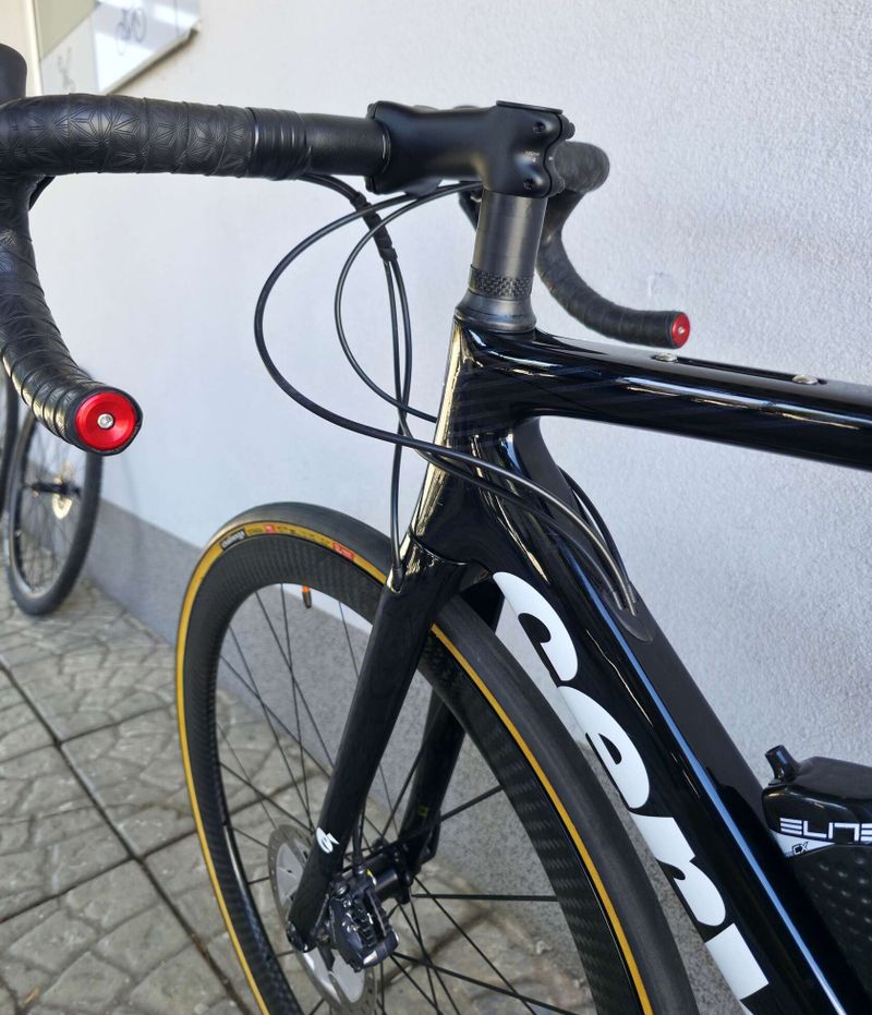 Silniční kolo Cervélo Caledonia Carbon 2022