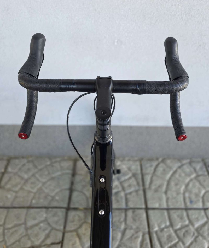 Silniční kolo Cervélo Caledonia Carbon 2022