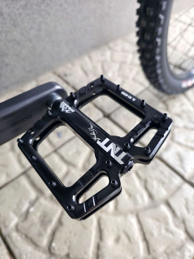 Horské kolo GHOST Riot AM CF Pro Carbon 2025 29″