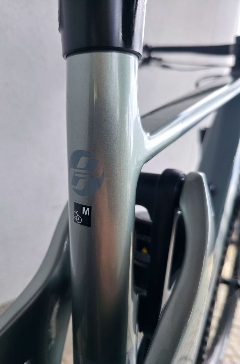 Horské kolo GHOST Riot AM CF Pro Carbon 2025 29″