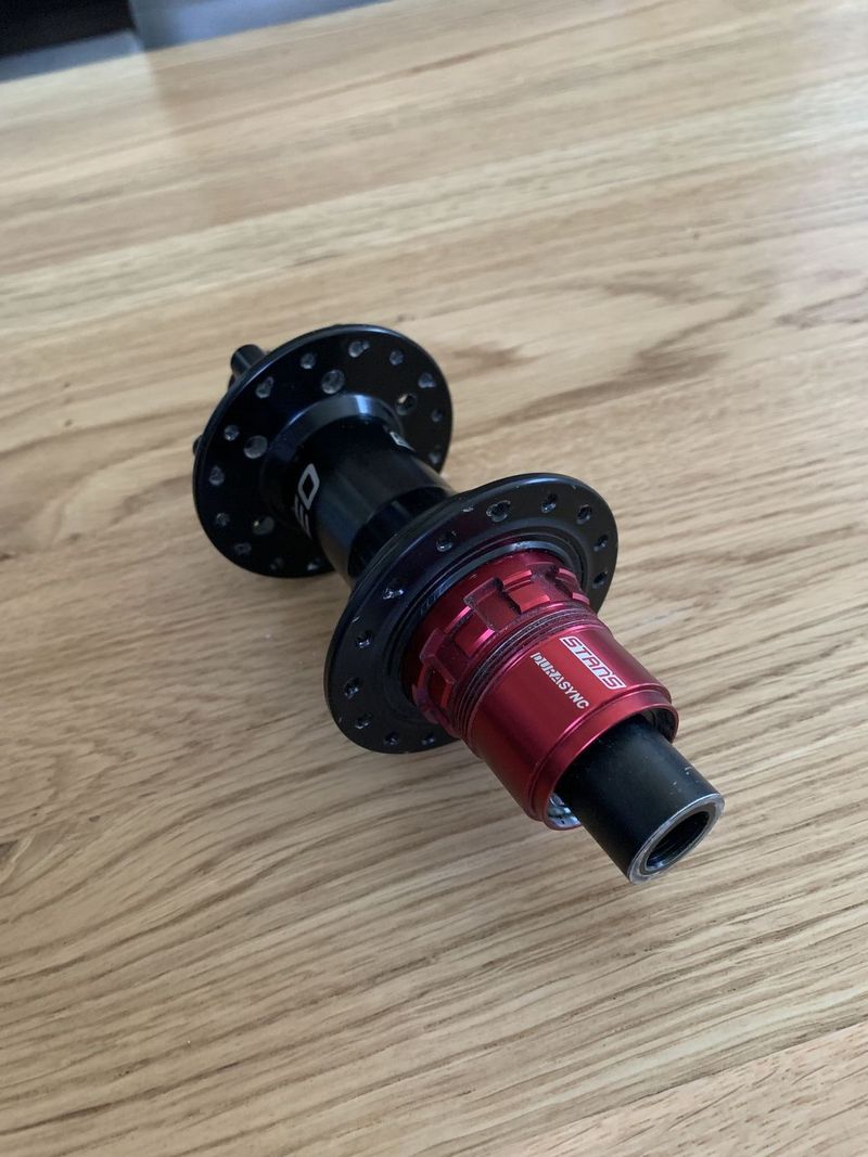 Zadní mtb náboj Stans Neo XD boost