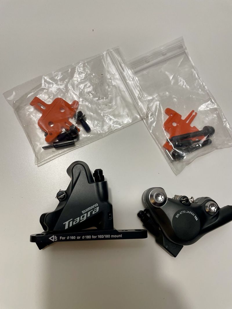 Brzdové třmeny SHIMANO TIAGRA BR-4770 set: přední i zadní