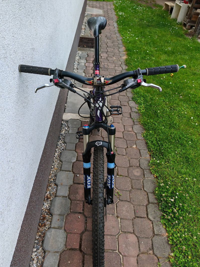 Prodám horské kolo Specialized Stumpjumper FSR Expert – vel. L