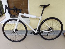 2025 Specialized Aethos comp - Shimano 105 DI2, 54cm