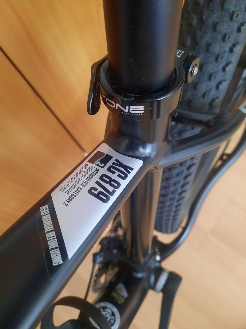 Superior XC 879 Na prodej zanovné kolo jěšte v záruce.Najeto do 200km.