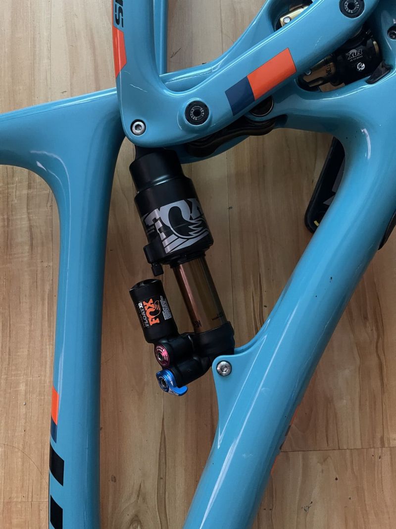 Rámová sada Yeti SB6c TURQ velkost L na kola 27,5