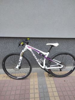 29 Scott Spark 900 (M) celoodpružené horské kolo