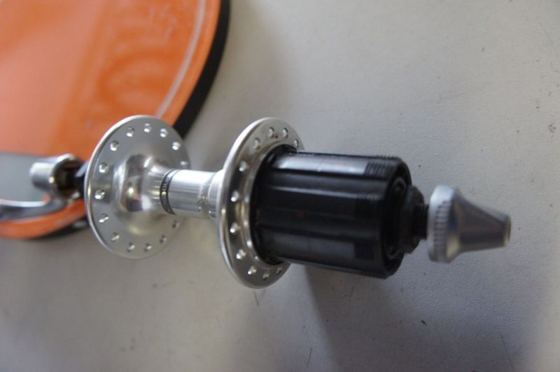 Shimano 600 32děr