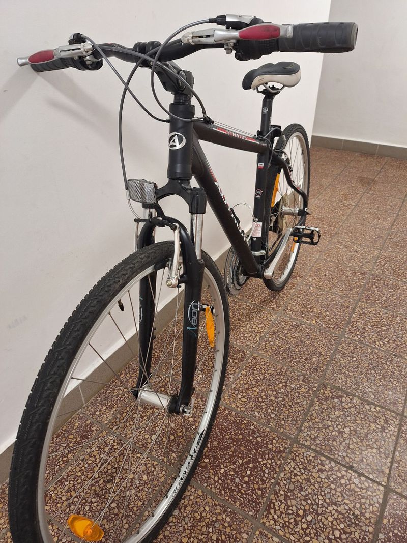 Author Stratos Cross 18"