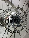 Silnicni zapletena kola Fulcrum Racing 600 DB Disc vcetne plastu a TPU dusi