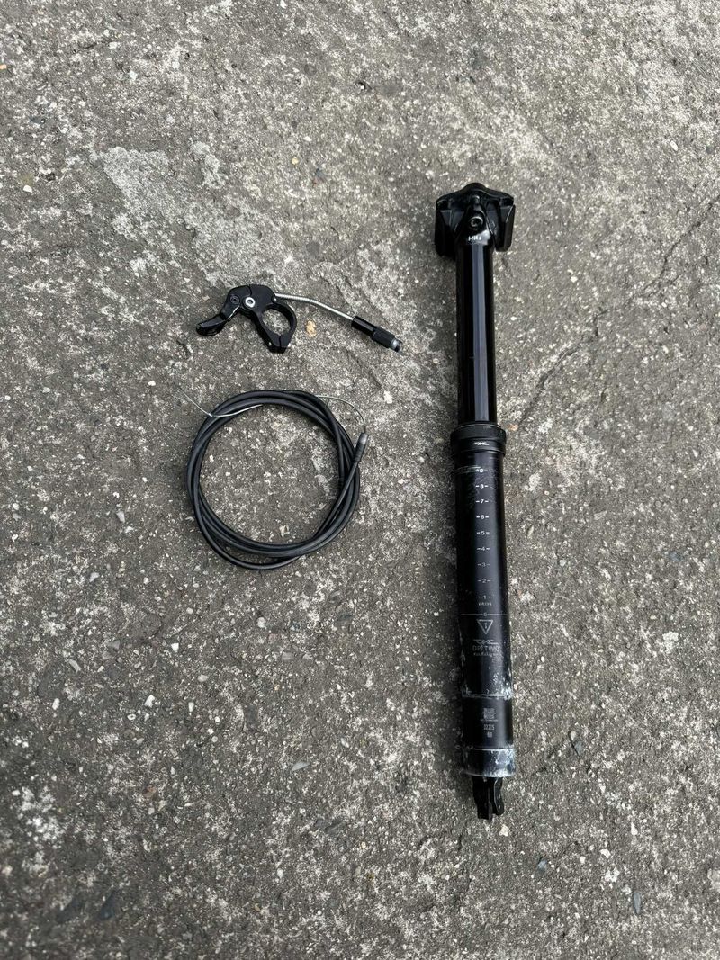 Teleskopická sedlovka DXC DP/TWO 31,6 mm, zdvih 125 mm s páčkou