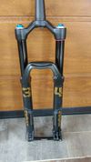 FOX 34 a RockShox 29" 140mm
