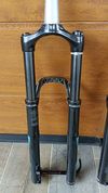 FOX 34 a RockShox 29" 140mm