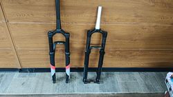 DTswiss 120 a RockShox 130