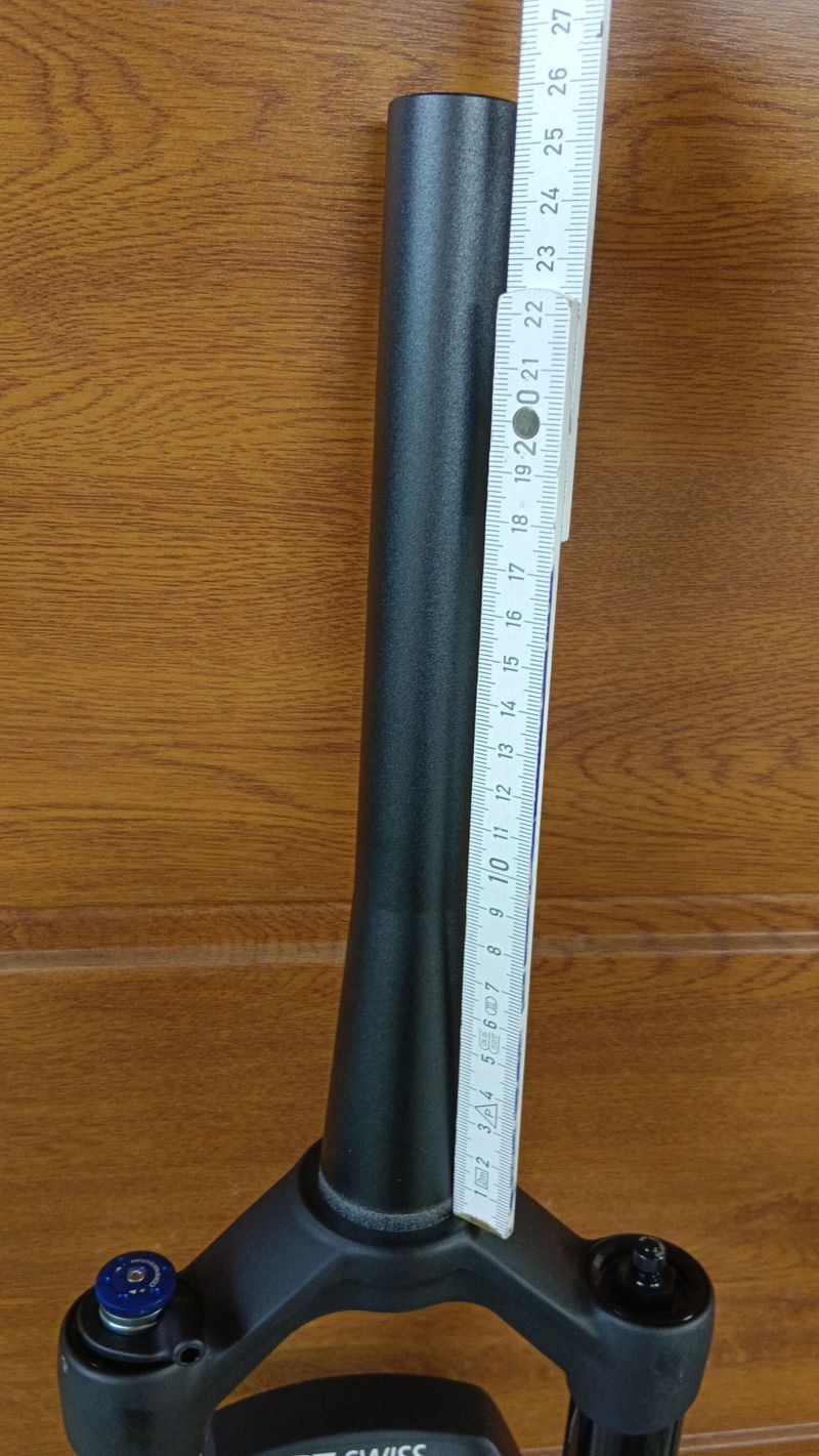 DTswiss 120 a RockShox 130