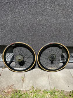 Karbonová kola Forza Levanto DB - komplet set