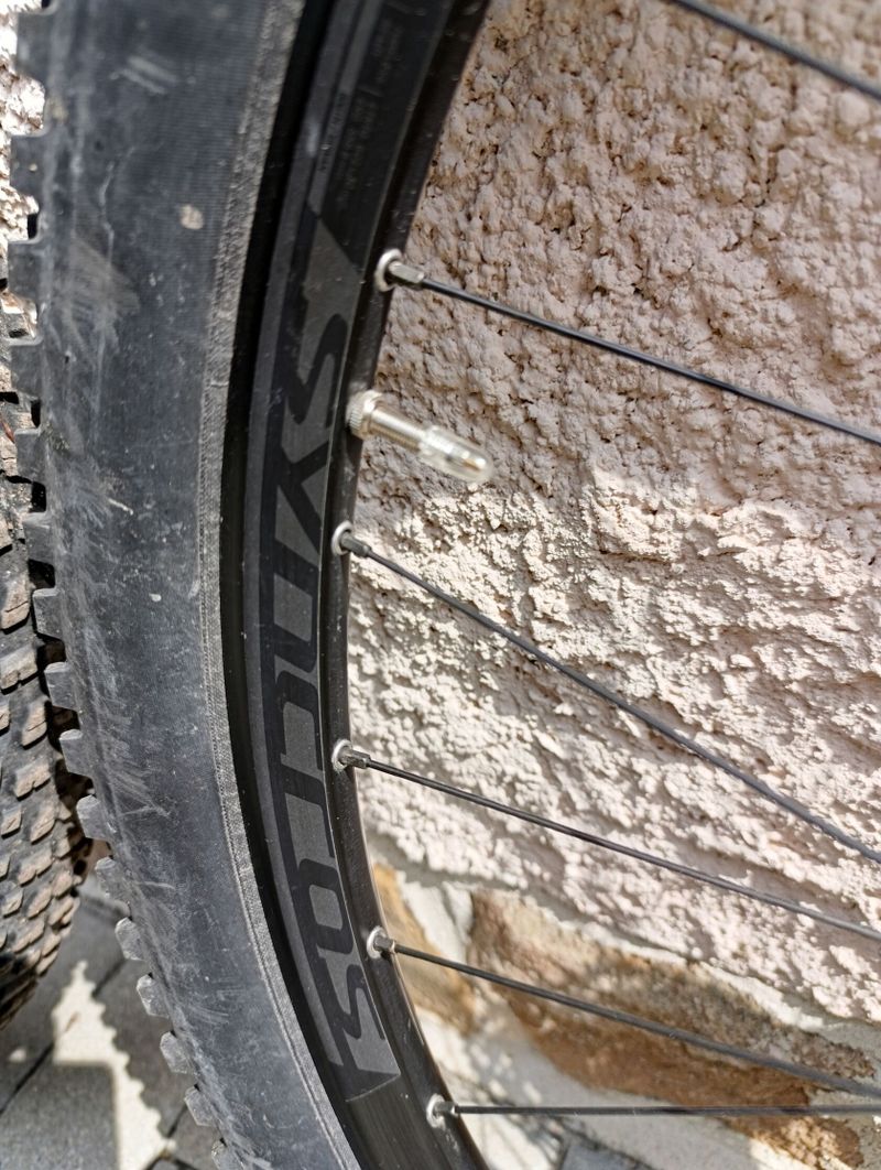 Zapletená kola Syncros 29er