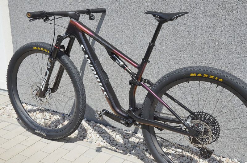 SPECIALIZED S-Works Epic 8