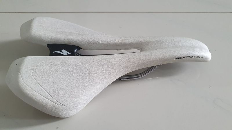 SPECIALIZED Romin Evo bile