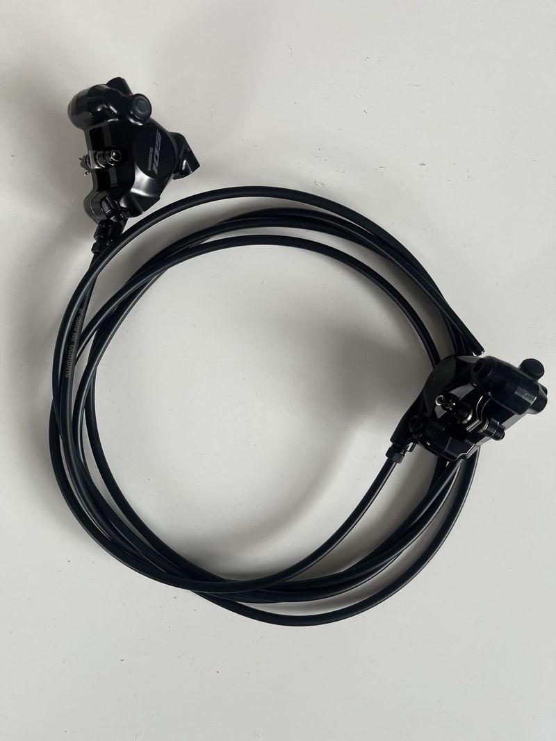 Prodám brzdové třmeny shimano 105 BR-R7170