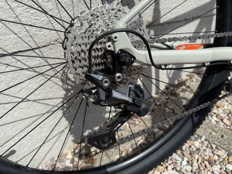 Superior XC 889 vel. S