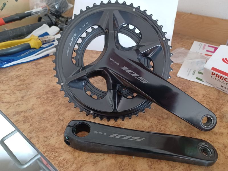 Prodam kliky shimano 105,2x12, R7100