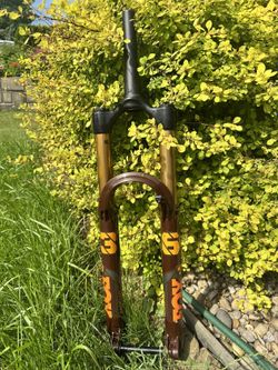 Fox 36 grip2
