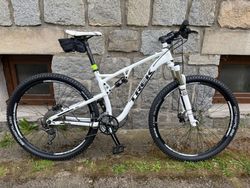 Horské celoodpružené kolo TREK Superfly FS6, ČR, rám M
