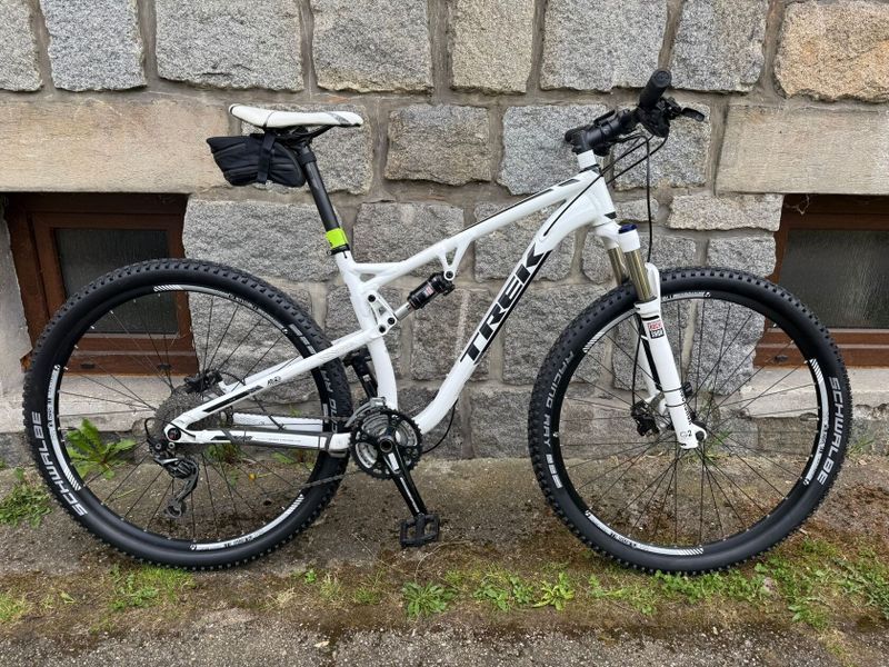 Horské celoodpružené kolo TREK Superfly FS6, ČR, rám M