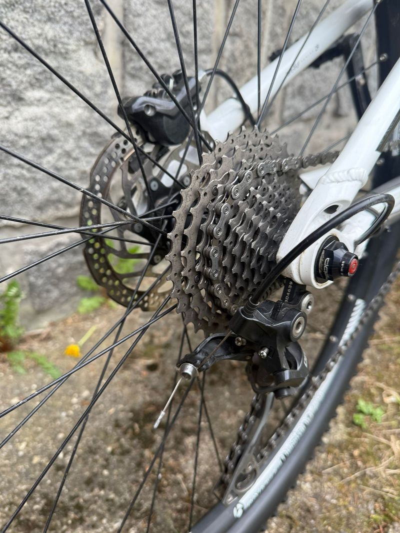 Horské celoodpružené kolo TREK Superfly FS6, ČR, rám M