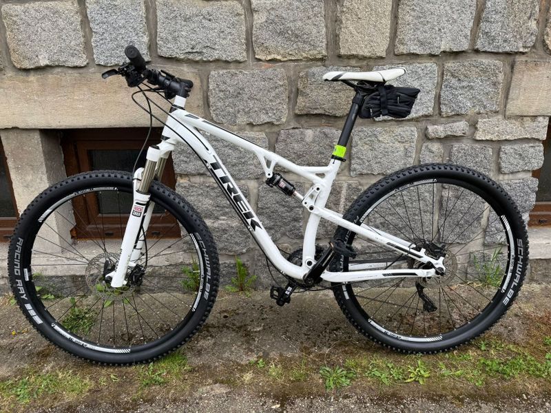 Horské celoodpružené kolo TREK Superfly FS6, ČR, rám M