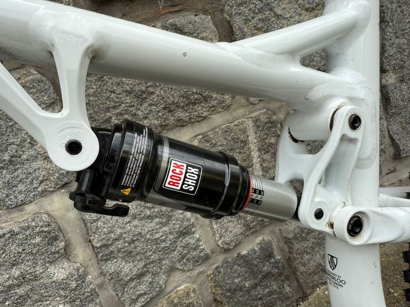 Horské celoodpružené kolo TREK Superfly FS6, ČR, rám M
