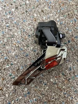 Přesmykač Shimano Ultegra di2