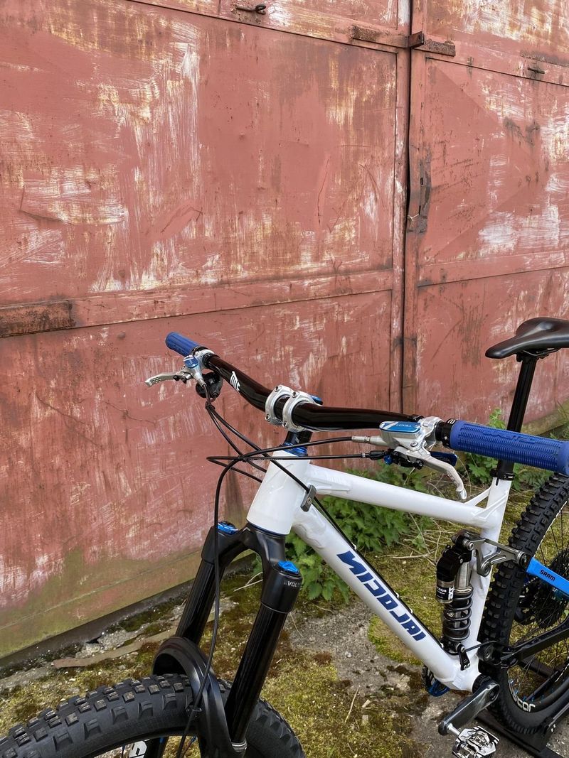 enduro kolo Nicolai Saturn 16 - velikost M