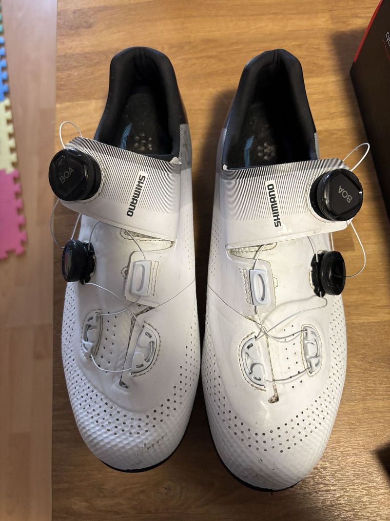 SHIMANO silniční tretry SH-RC702, pánská, bílá, široké, velikost 46EU