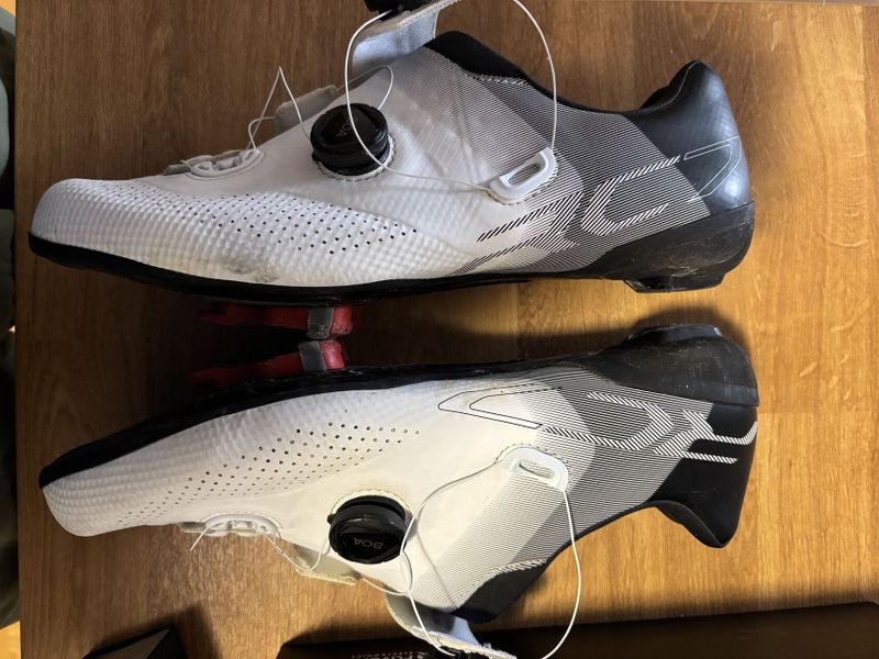 SHIMANO silniční tretry SH-RC702, pánská, bílá, široké, velikost 46EU