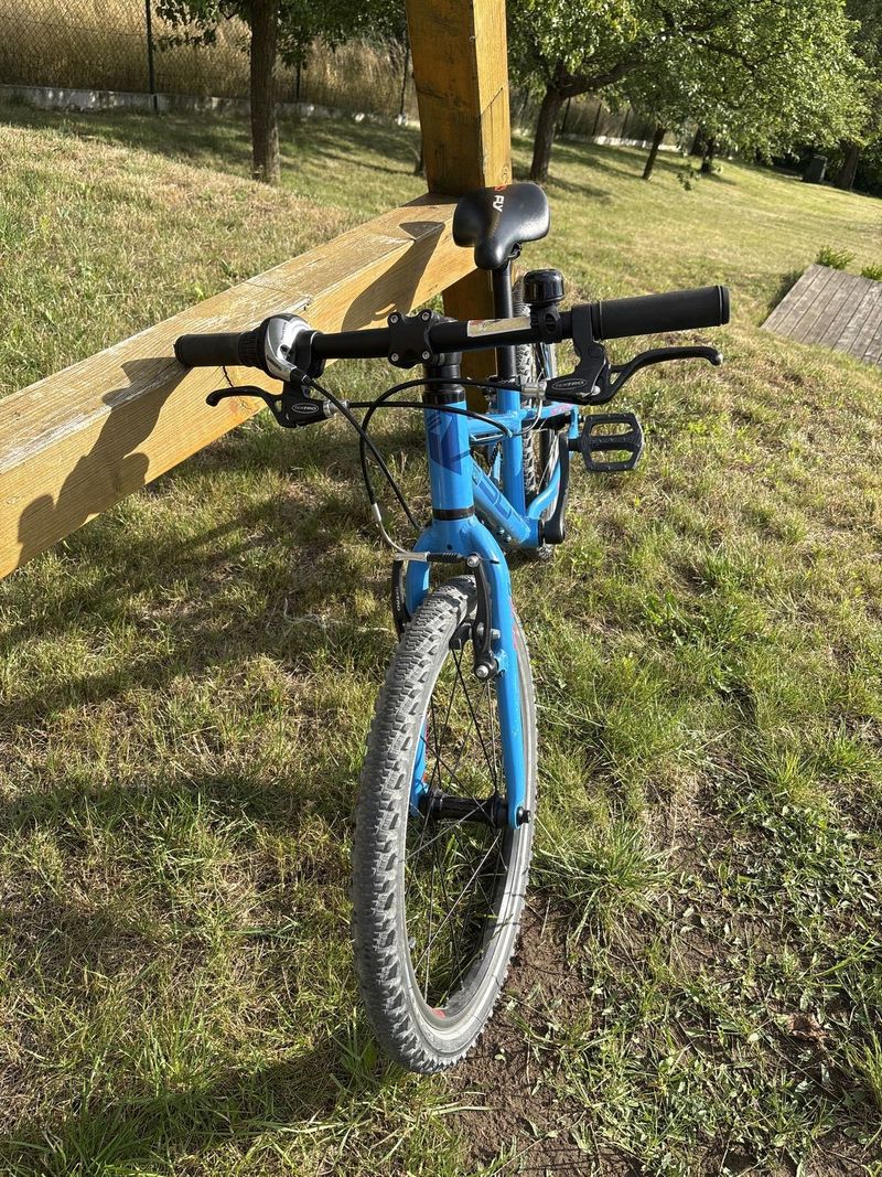 🌟 Prodám lehké dětské kolo SUP FLY 20″ 1×7 –,stav výborný