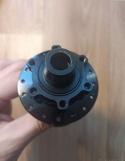 Prodám náboj sunringle do zadního kola SCR 148 Shimano HG