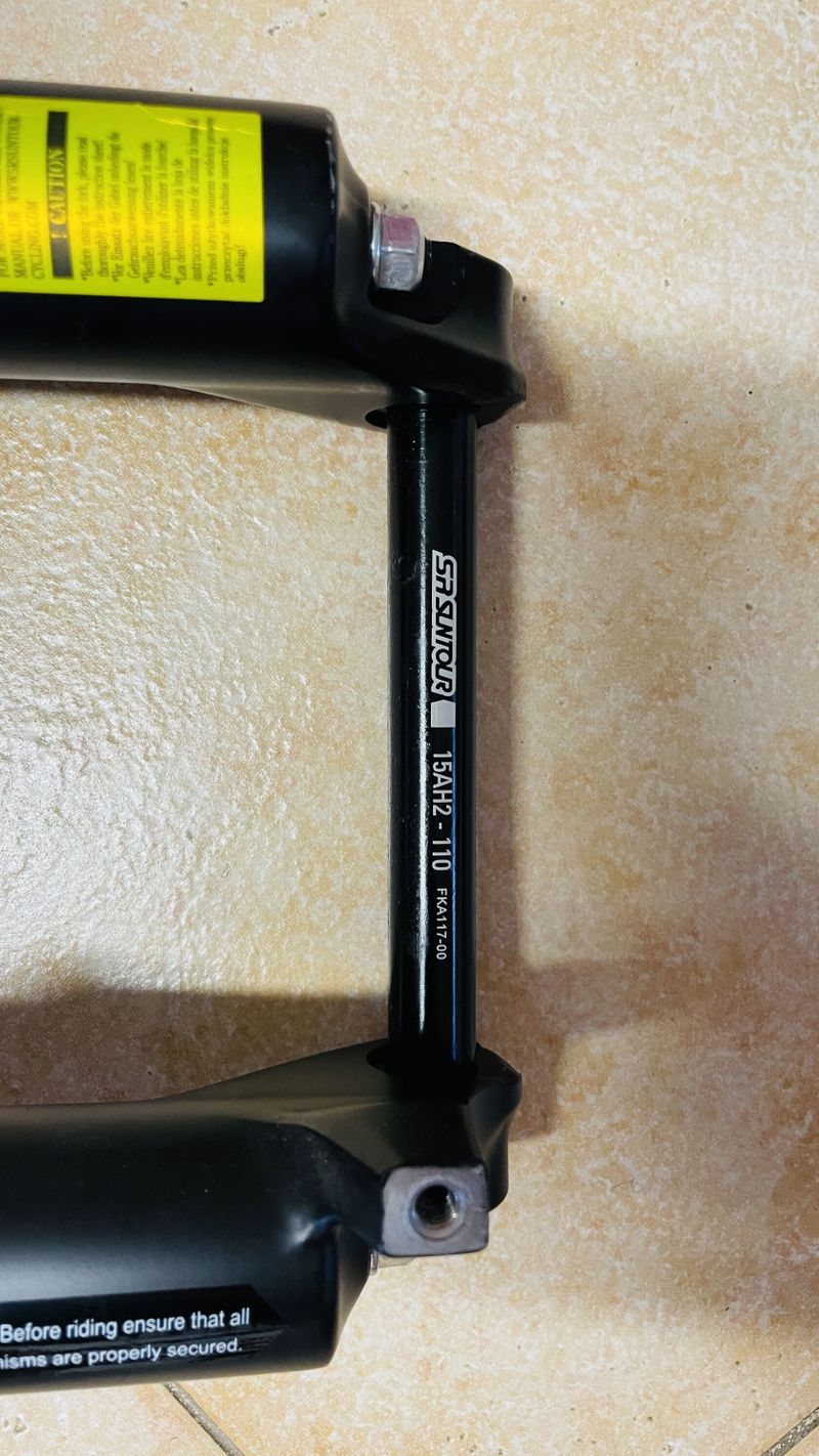 Vidlice SR Suntour XCM32, nová 
